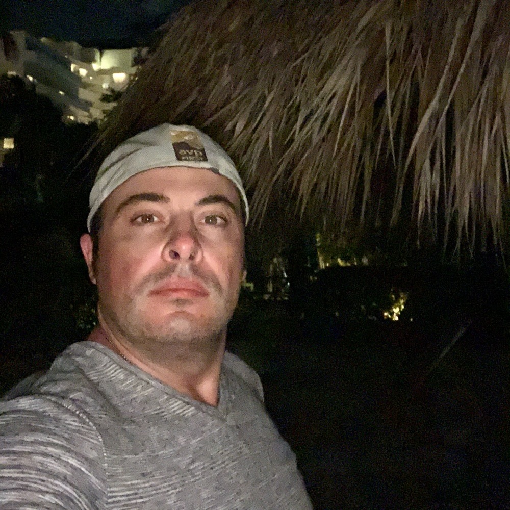 Meet your Posher, Jonathan